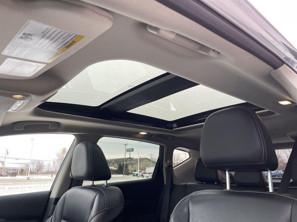 used 2024 Nissan Murano car, priced at $30,000