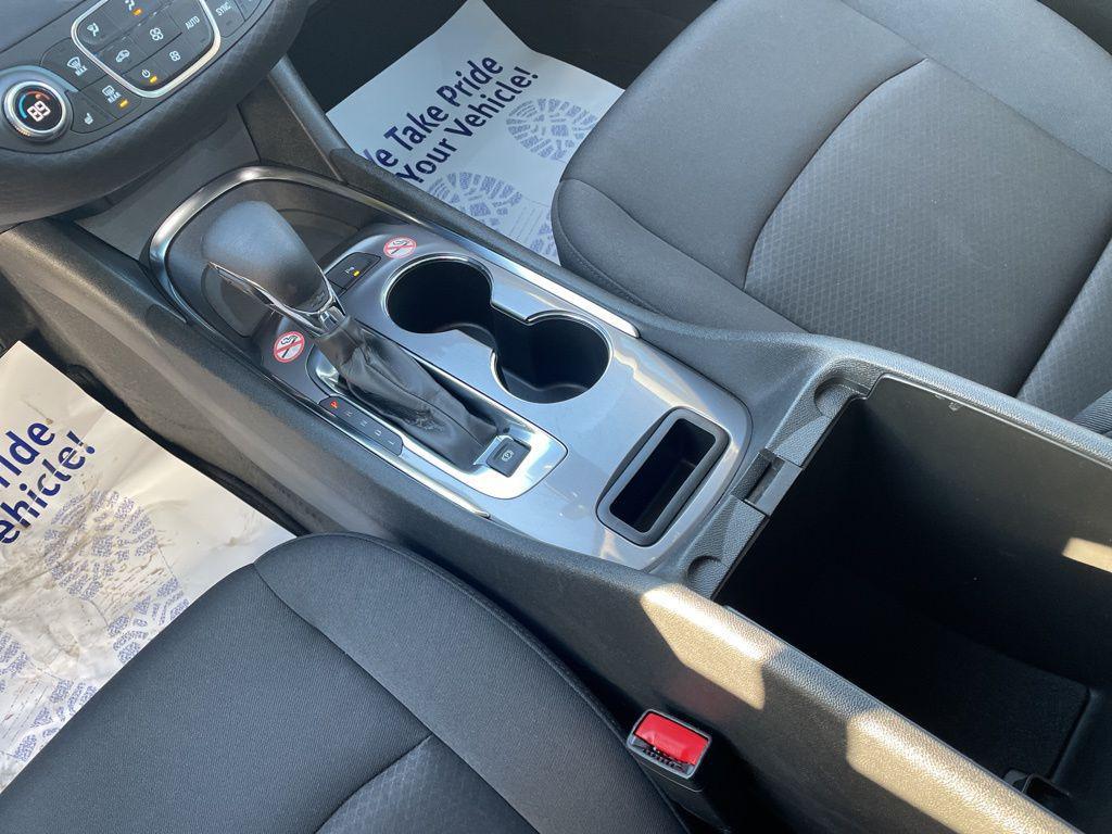 used 2025 Chevrolet Malibu car, priced at $21,333