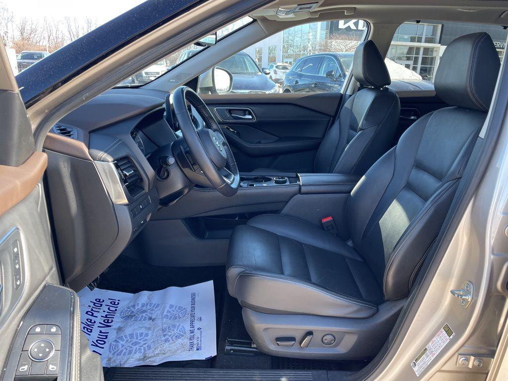 used 2021 Nissan Rogue car, priced at $19,222