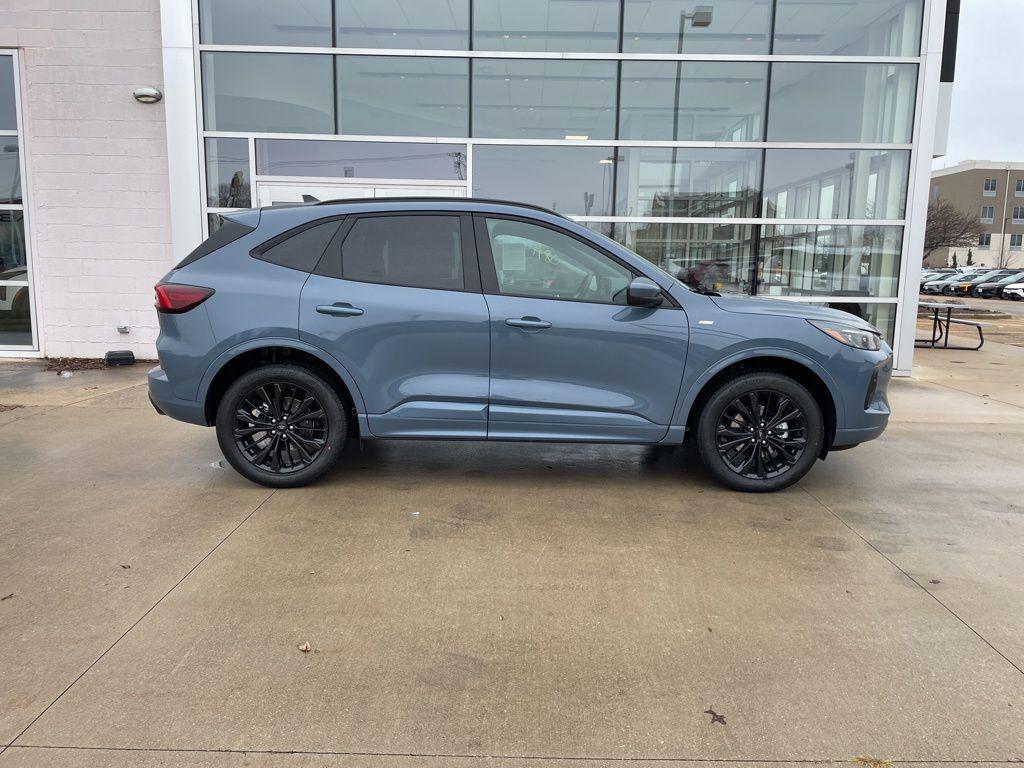 new 2026 Ford Escape car, priced at $41,465
