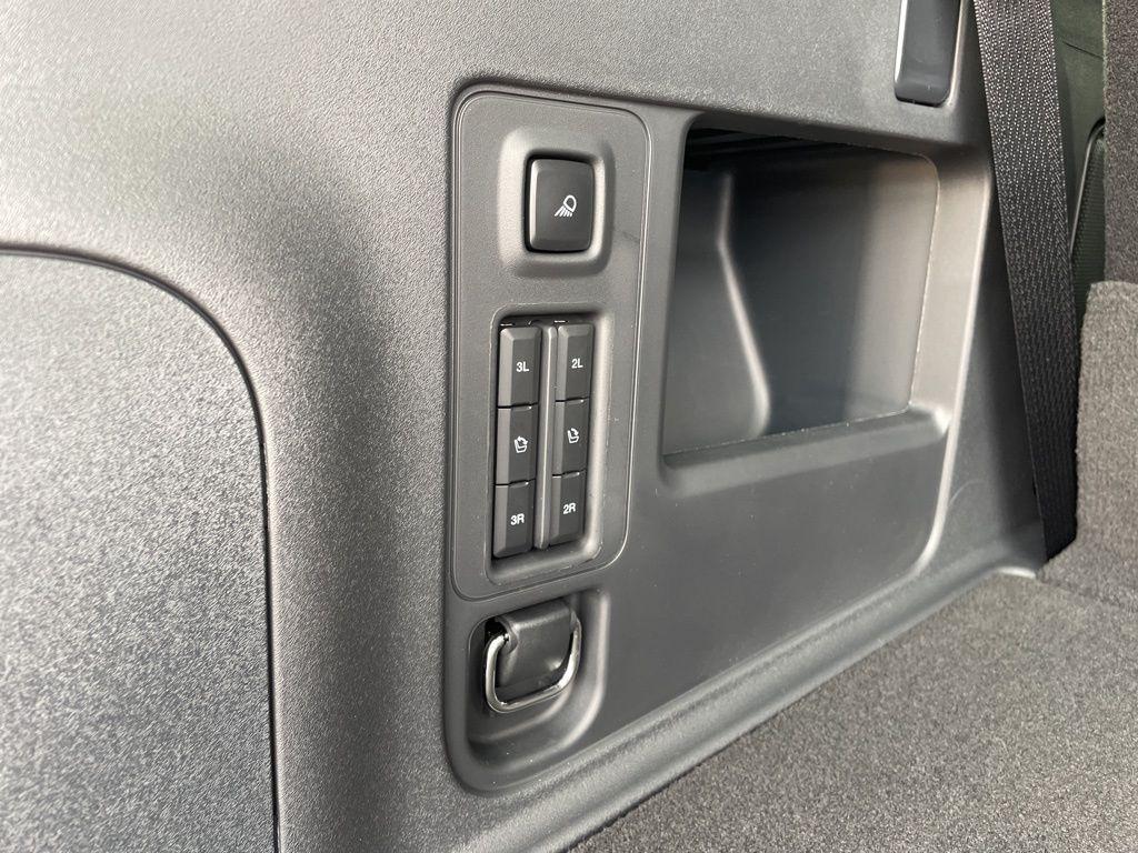 new 2026 Ford Expedition car, priced at $83,328