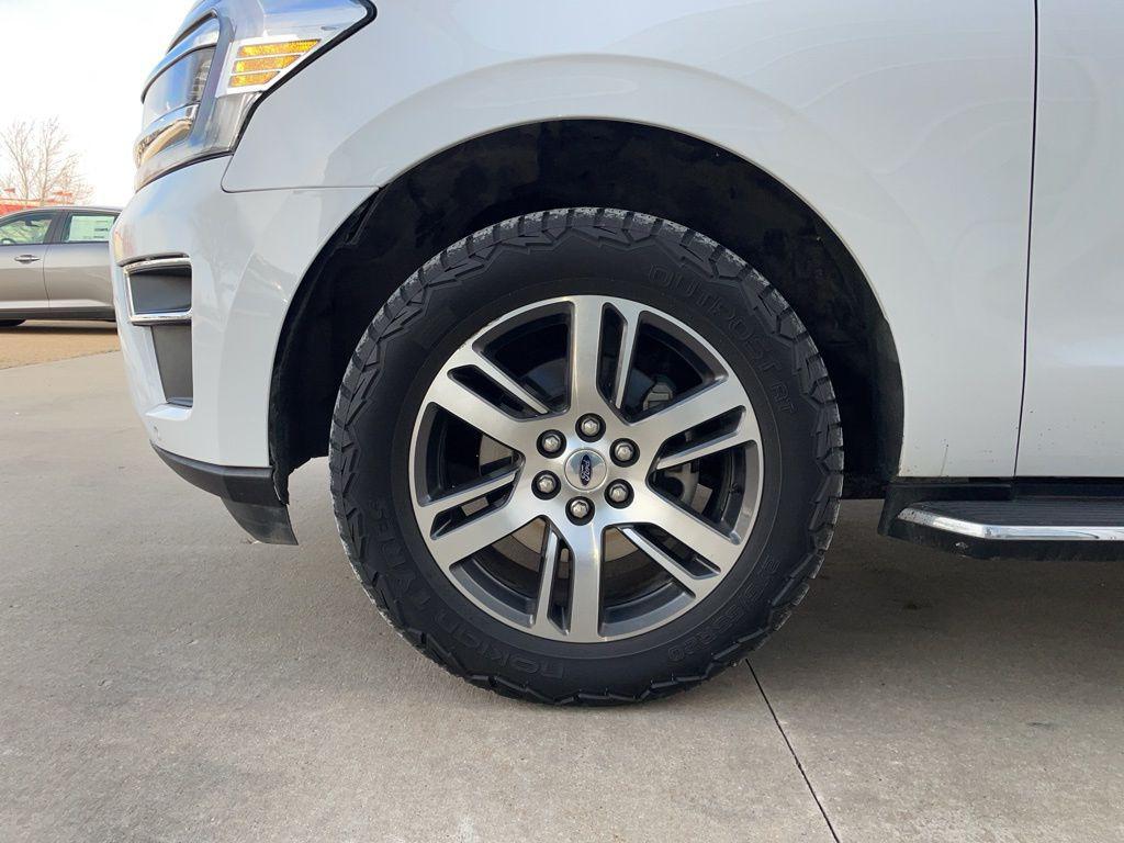 used 2023 Ford Expedition Max car, priced at $45,444