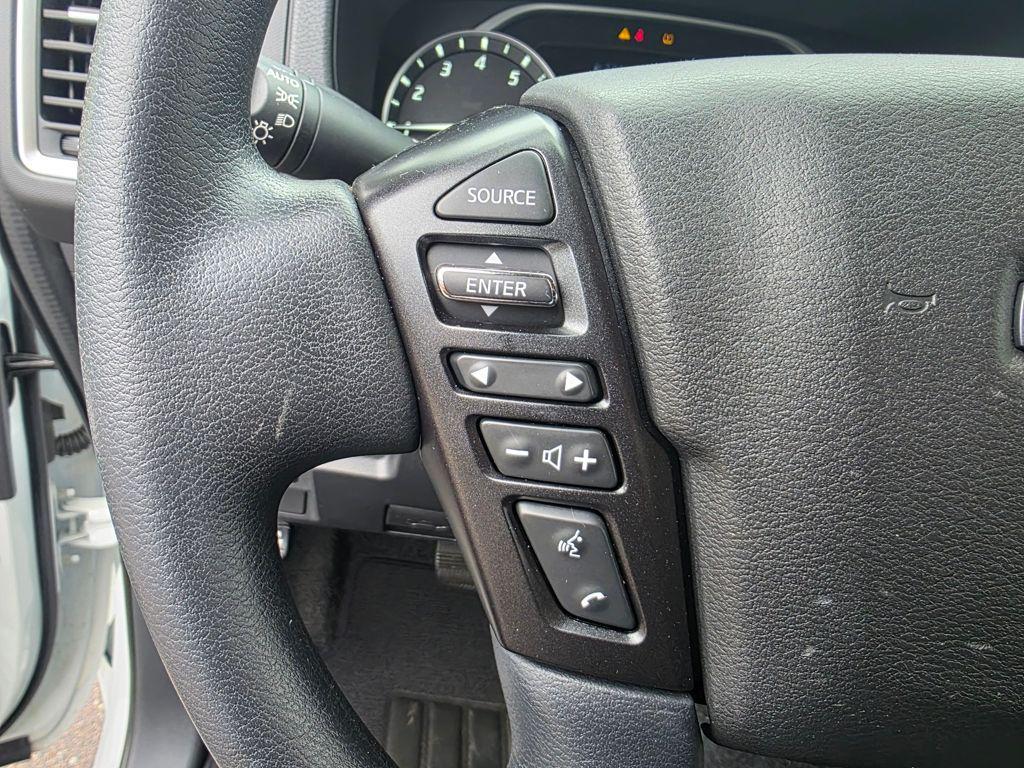 used 2022 Nissan Frontier car, priced at $24,000