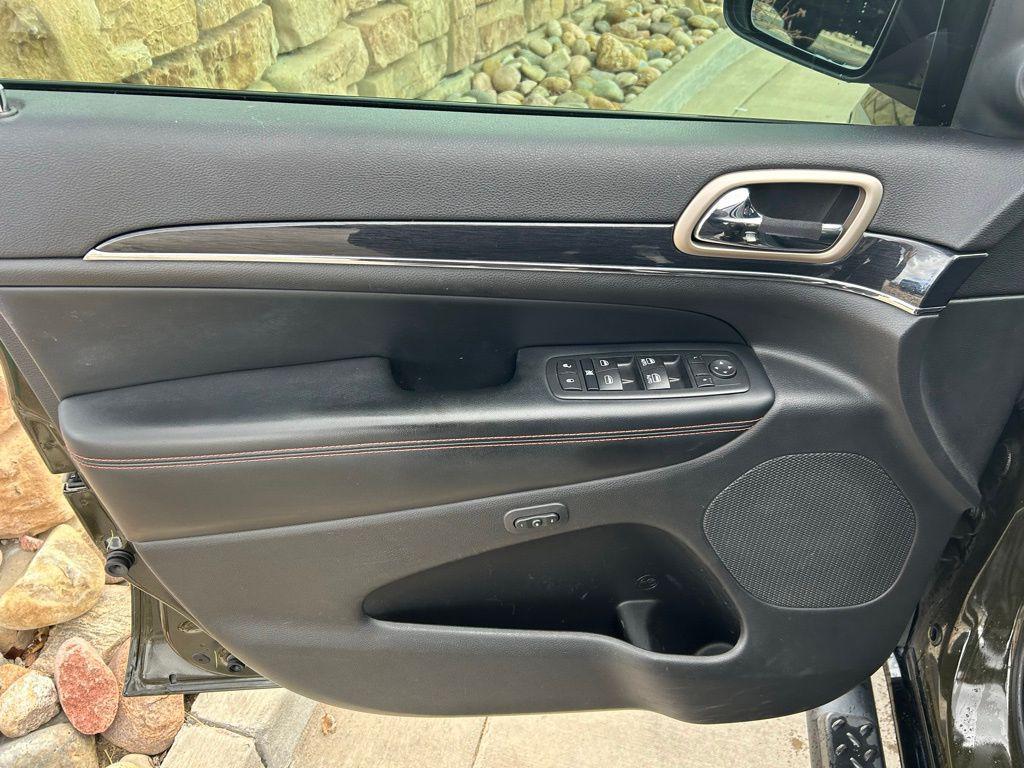 used 2017 Jeep Grand Cherokee car, priced at $15,000