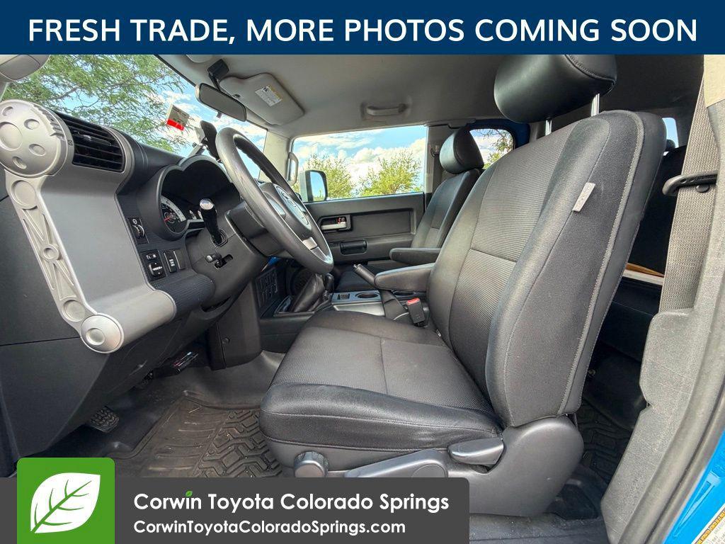 used 2007 Toyota FJ Cruiser car, priced at $20,299