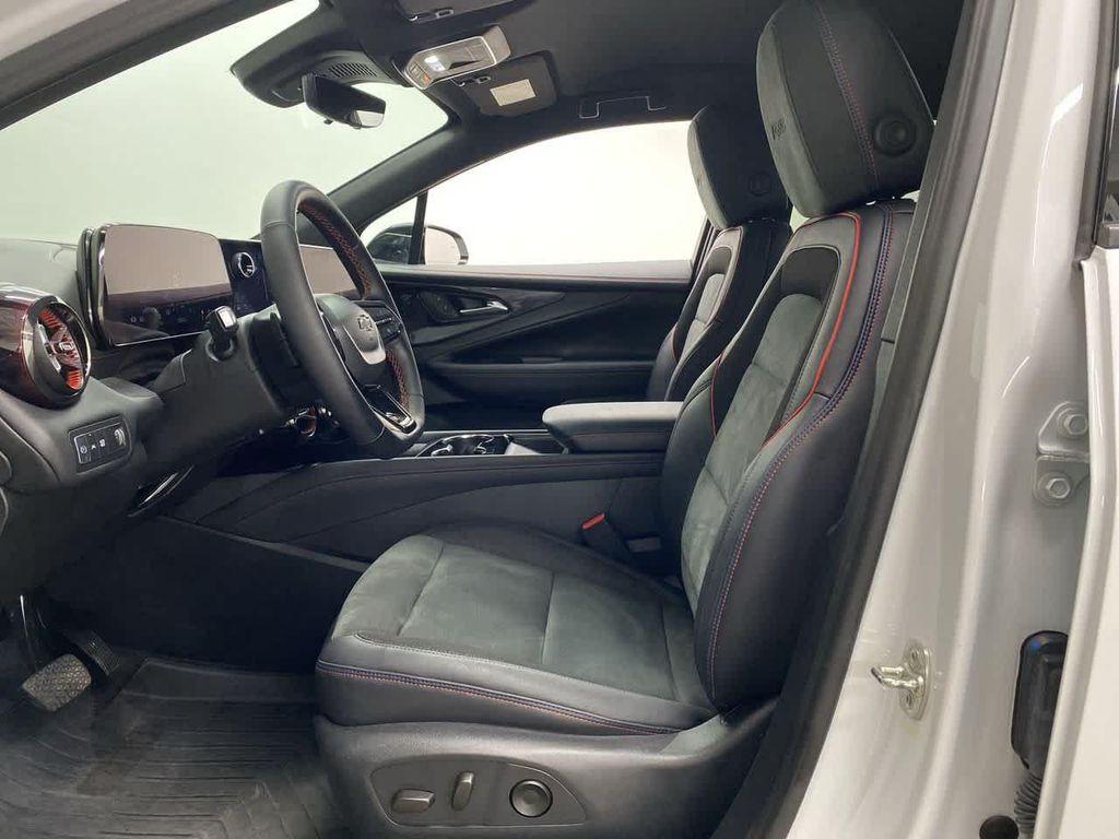 used 2024 Chevrolet Blazer EV car, priced at $27,490