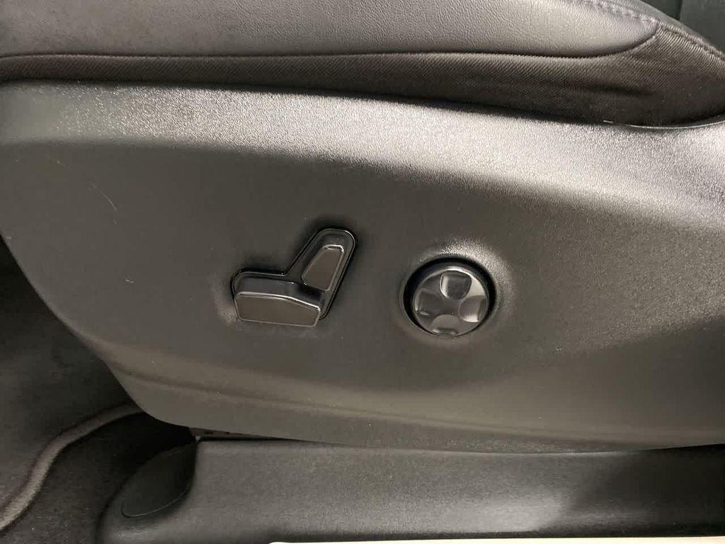 used 2024 Chrysler Pacifica Hybrid car, priced at $25,990