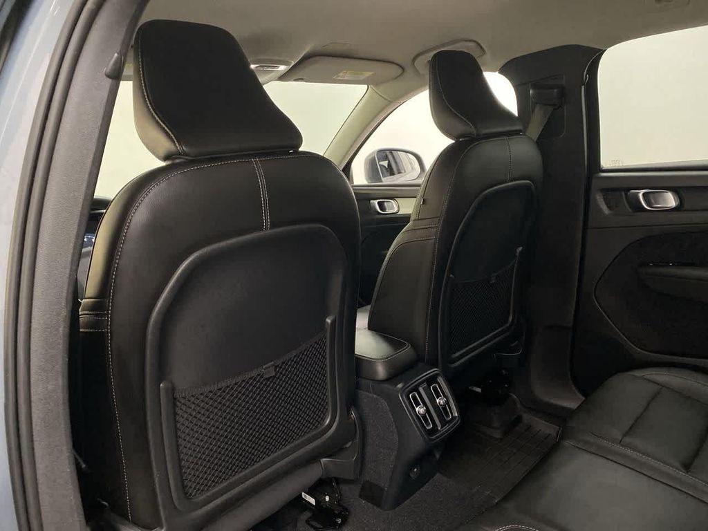 used 2020 Volvo XC40 car, priced at $18,990