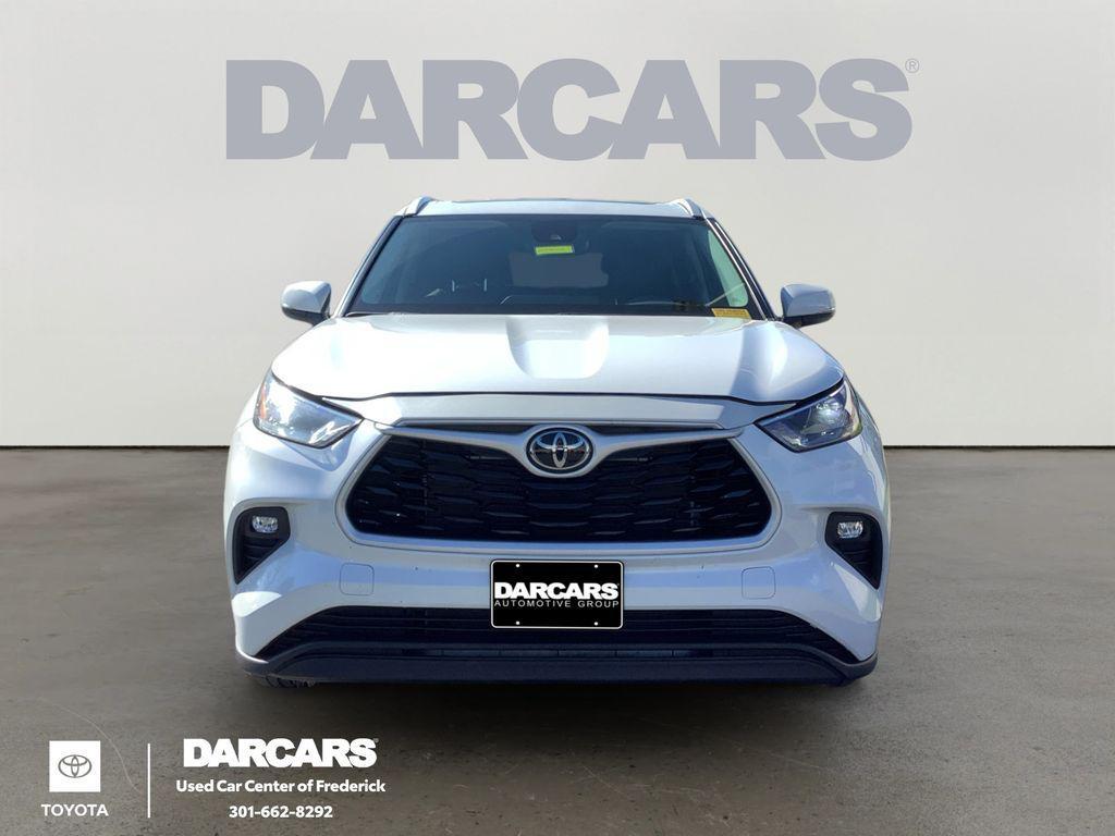 used 2023 Toyota Highlander car, priced at $36,791