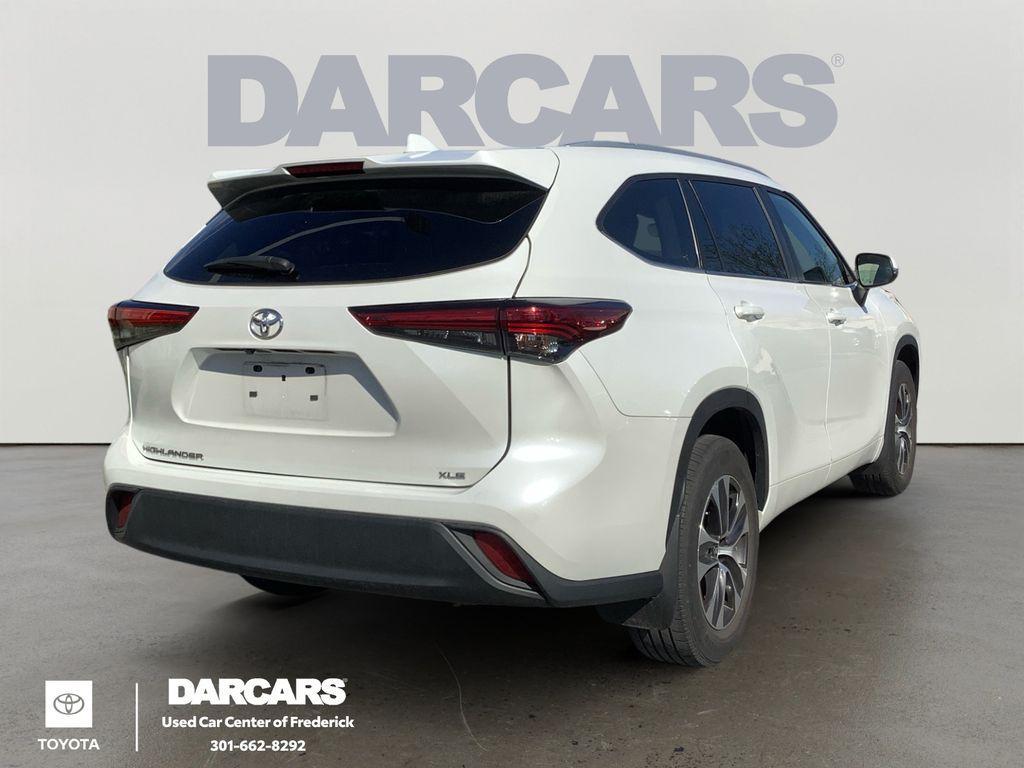 used 2023 Toyota Highlander car, priced at $36,791