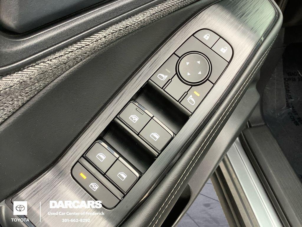 used 2021 Nissan Rogue car, priced at $22,391