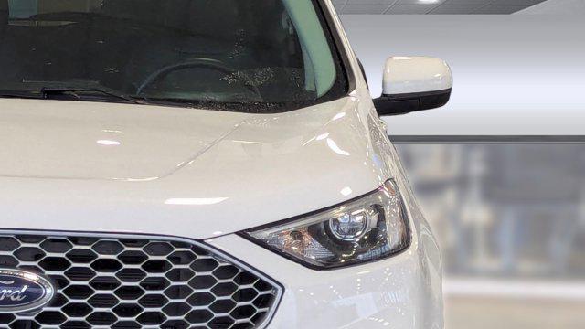 used 2024 Ford Edge car, priced at $19,497