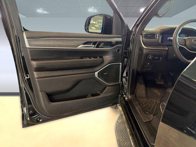 used 2023 Jeep Wagoneer L car, priced at $38,998