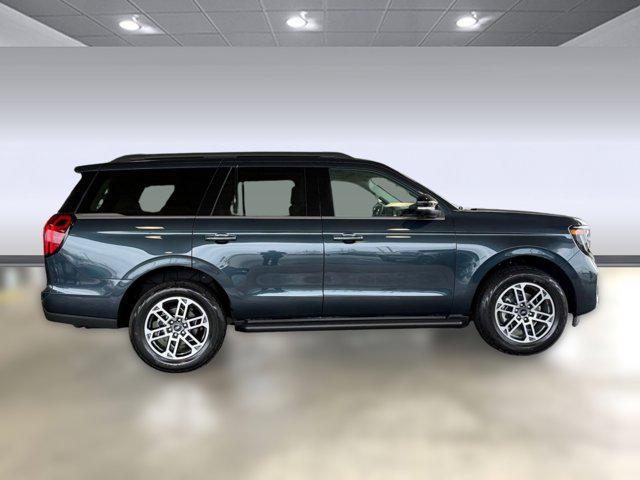 new 2026 Ford Expedition car, priced at $68,521