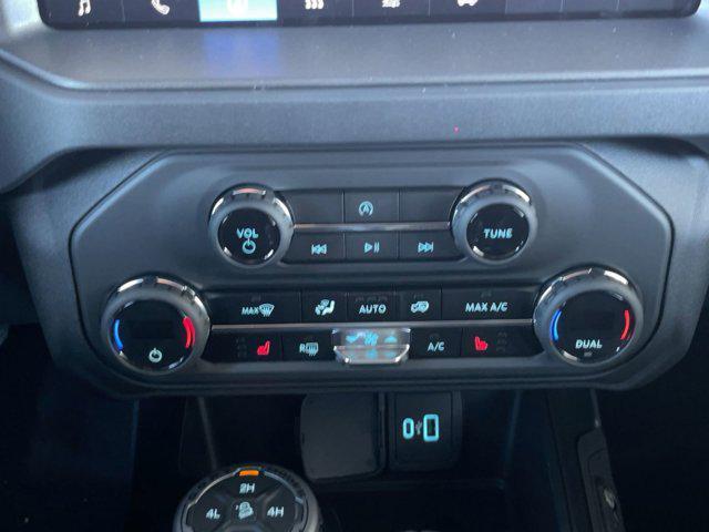 new 2025 Ford Bronco car, priced at $44,541