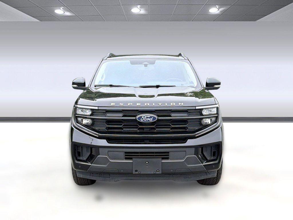 used 2025 Ford Expedition car, priced at $54,398