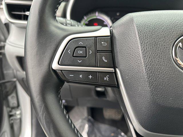 used 2022 Toyota Highlander Hybrid car, priced at $37,220