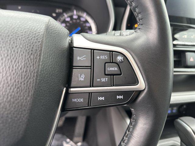 used 2022 Toyota Highlander Hybrid car, priced at $37,220