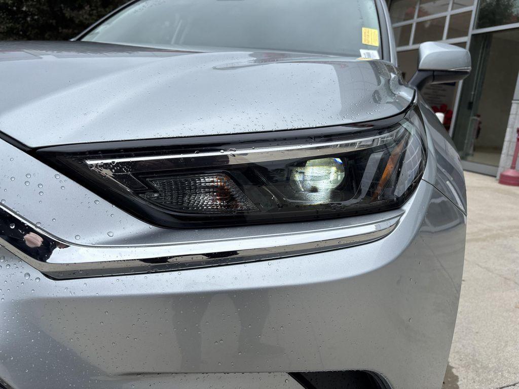 used 2025 Toyota Grand Highlander car, priced at $45,433