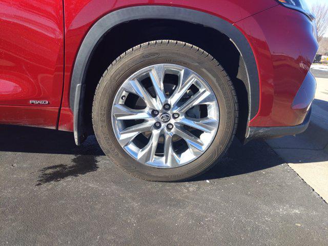 used 2021 Toyota Highlander Hybrid car, priced at $38,359
