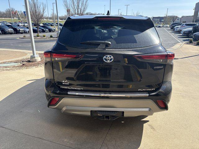 used 2024 Toyota Highlander Hybrid car, priced at $51,951