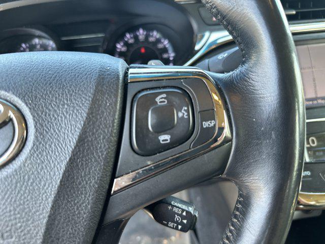 2014 Blizzard Pearl Toyota Avalon