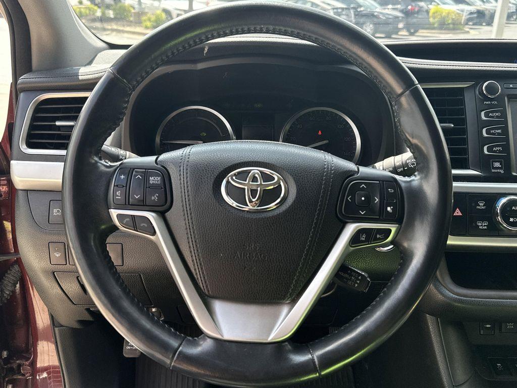 used 2017 Toyota Highlander Hybrid car, priced at $24,035