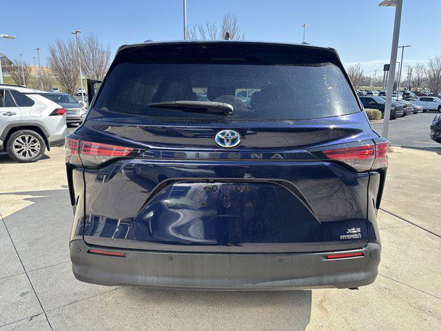 used 2022 Toyota Sienna car, priced at $35,914