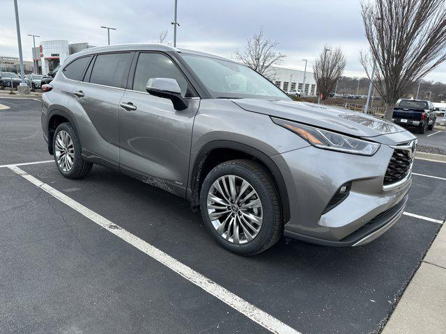 new 2026 Toyota Highlander Hybrid car, priced at $57,333