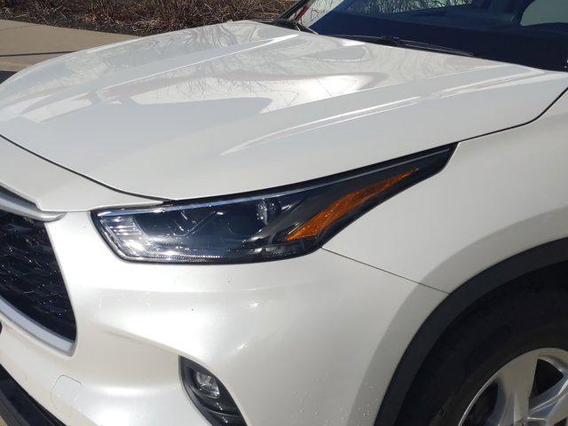 used 2022 Toyota Highlander car, priced at $26,473