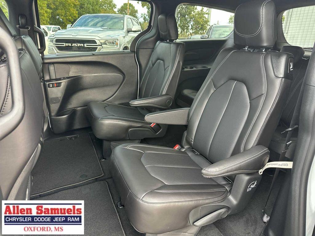 new 2026 Chrysler Pacifica car, priced at $44,499
