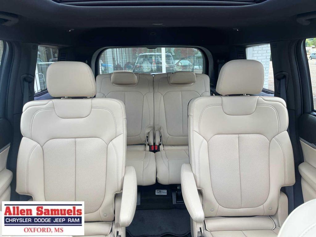 new 2025 Jeep Grand Cherokee L car, priced at $56,997