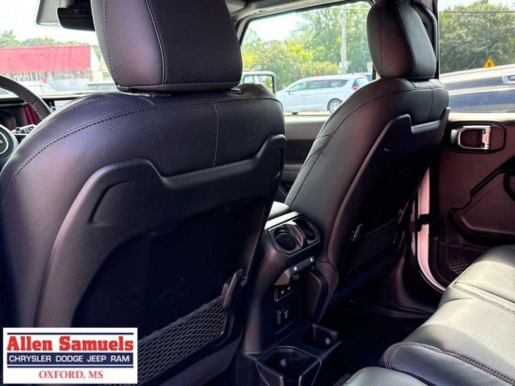 new 2025 Jeep Wrangler car, priced at $65,390