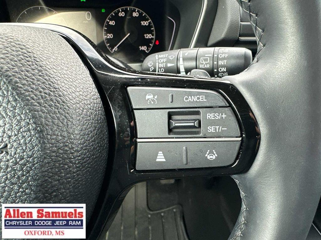 used 2023 Honda Pilot car, priced at $36,997