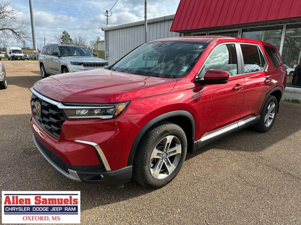 used 2023 Honda Pilot car, priced at $36,997