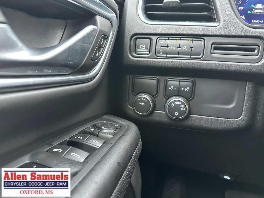 used 2024 Chevrolet Tahoe car, priced at $54,997