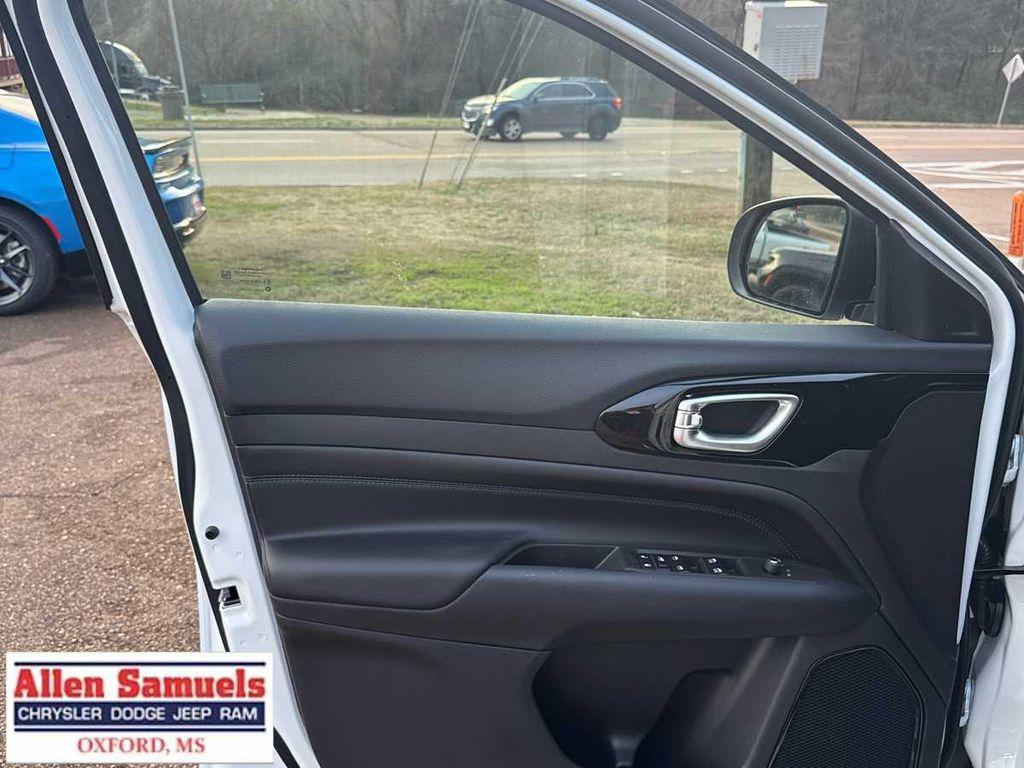 new 2026 Jeep Compass car, priced at $33,210