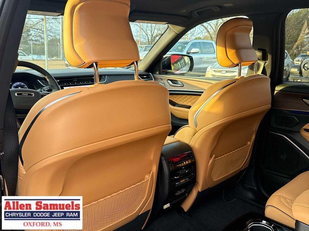 new 2025 Jeep Grand Cherokee L car, priced at $63,150