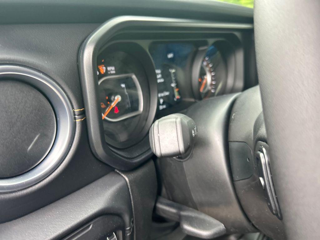 new 2026 Jeep Gladiator car, priced at $51,000