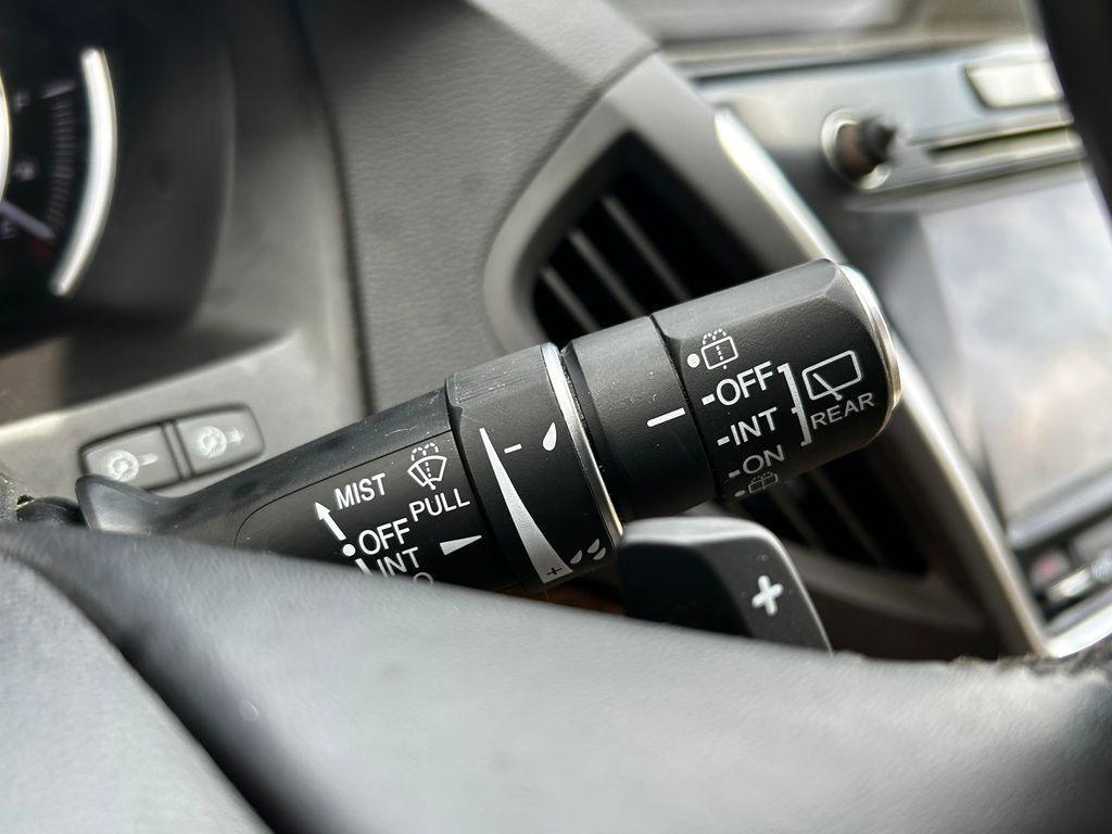 used 2020 Acura MDX car, priced at $15,700