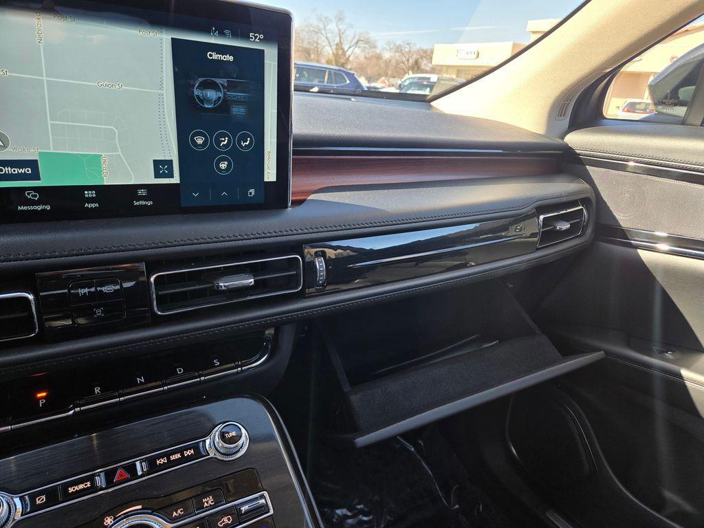 used 2023 Lincoln Nautilus car, priced at $33,500