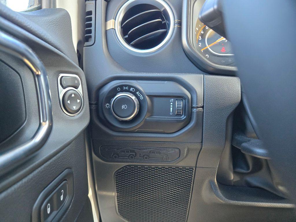 new 2025 Jeep Wrangler car, priced at $59,720