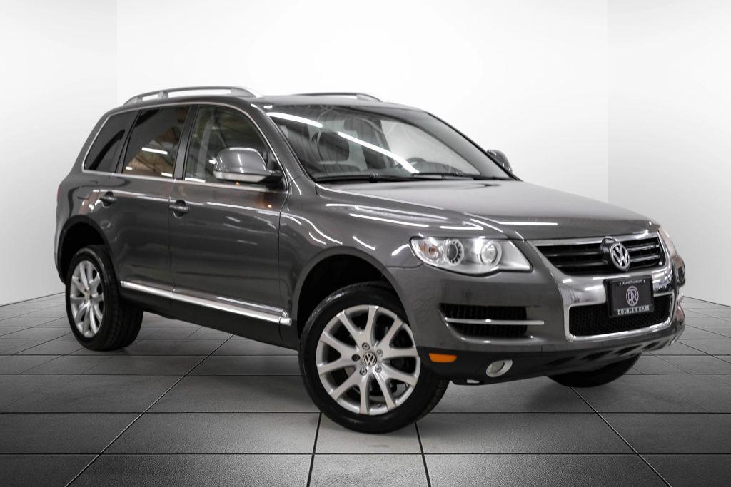 used 2010 Volkswagen Touareg car, priced at $9,780
