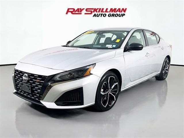 used 2023 Nissan Altima car, priced at $22,975