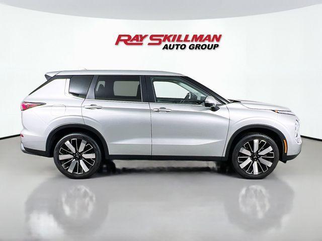 used 2025 Mitsubishi Outlander car, priced at $25,975
