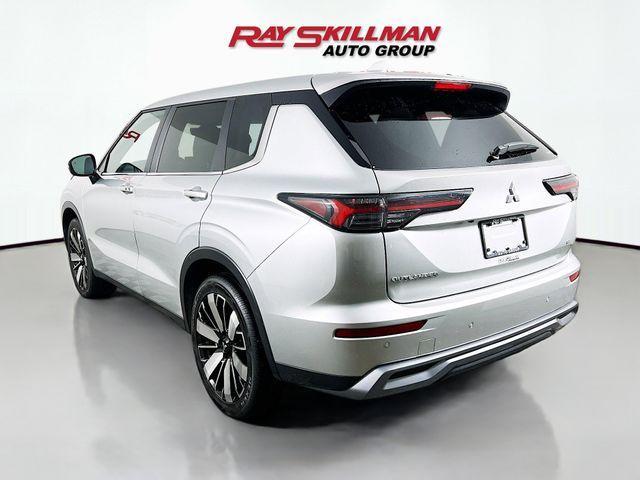 used 2025 Mitsubishi Outlander car, priced at $25,975