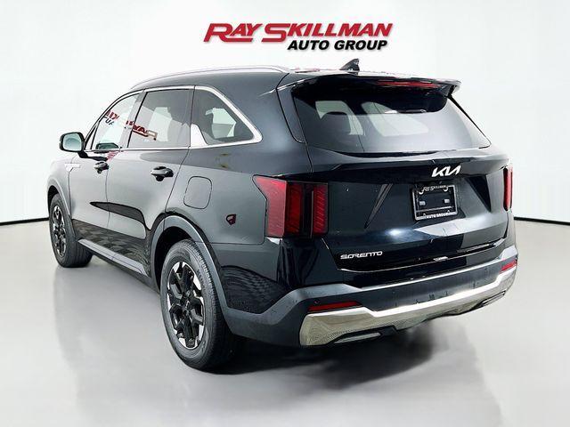 used 2024 Kia Sorento car, priced at $28,975