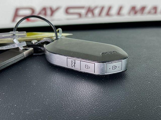 used 2024 Kia Sorento car, priced at $28,975