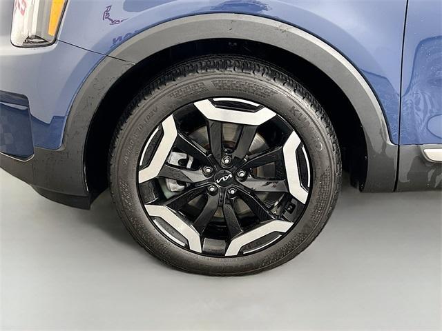 used 2023 Kia Telluride car, priced at $33,975