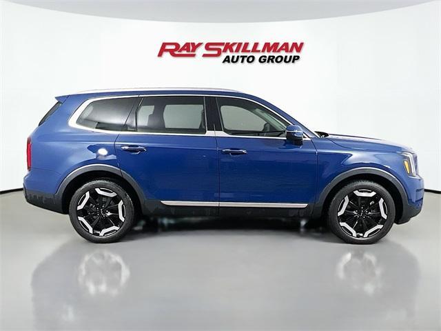 used 2023 Kia Telluride car, priced at $33,975